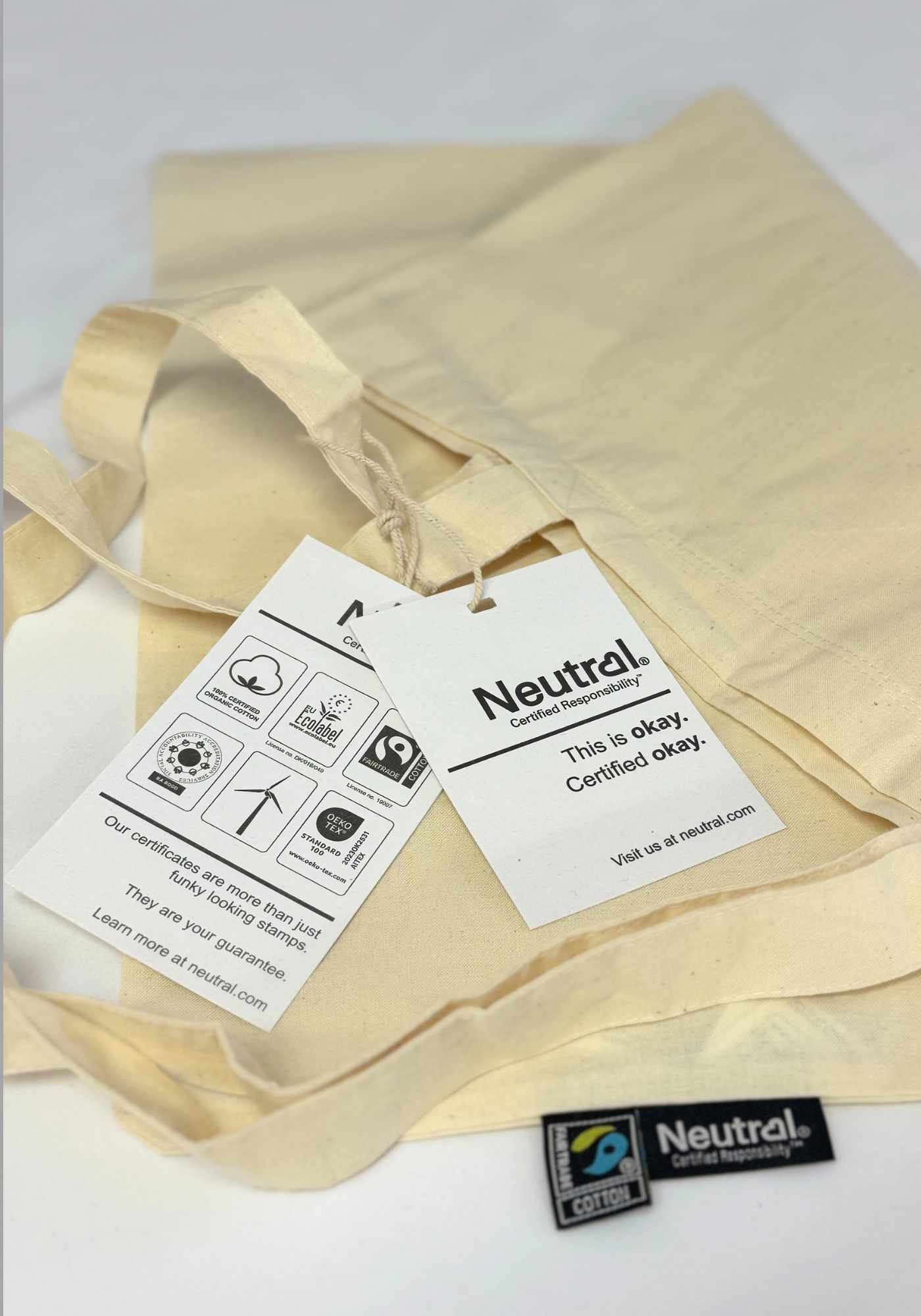 Bio-Stoffbeutel_mit_langen_Henkeln-Real-Photo-Echt-Foto